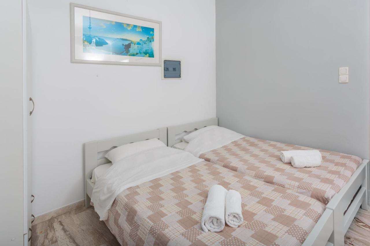 John'S Rooms & Studios Parikia  Ngoại thất bức ảnh